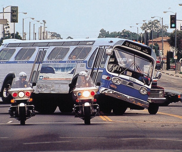 Keanu Reeves en Sandra Bullock racen tegen de klok in Speed