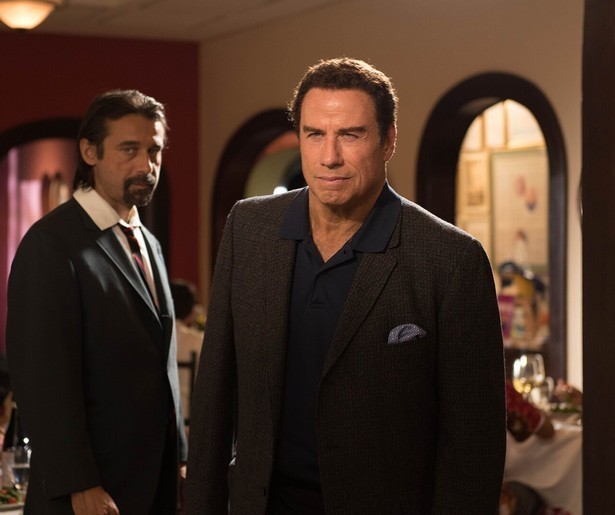 John Travolta werkt zich weer eens in de nesten in Speed Kills