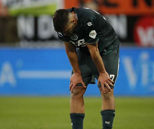 Eredivisie-clubs FC Groningen en Vitesse moeten strijden om degradatie te voorkomen