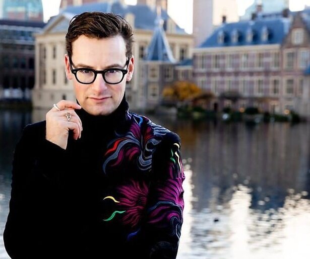 Splinter Chabot lobbyde jaren om verbouwing Binnenhof te mogen volgen