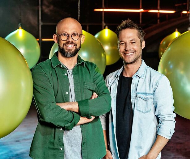 Staf en Mathias Coppens dagen weer BN'ers uit in de nieuwe spelshow The Big Bang