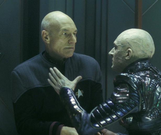 De aartsvijand van Patrick Stewart maakt hem het leven zuur in Star Trek: Nemesis