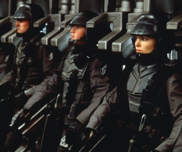 Starship Troopers toont een wereld waar je beter niet trots op kunt zijn