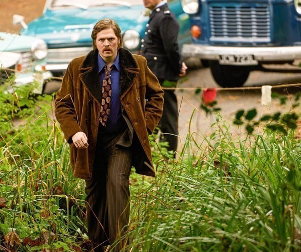 De nieuwe Britse misdaadserie Steeltown Murders gaat van start op NPO2