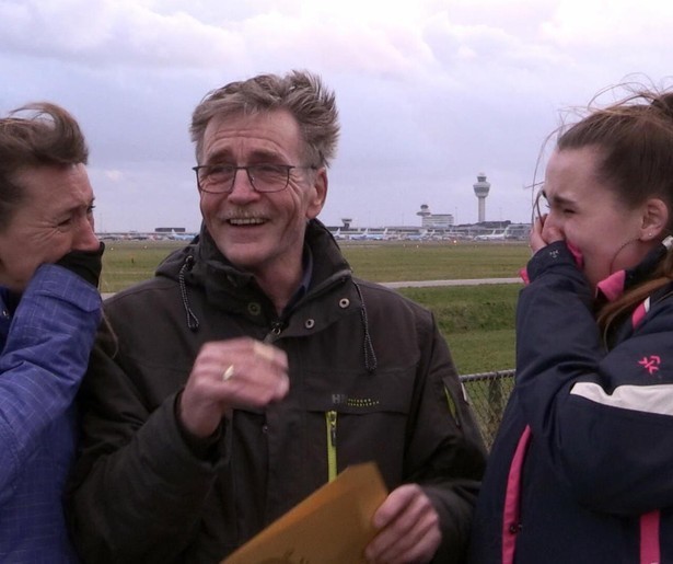 Van Apeldoorn naar Dubai in Steenrijk, Straatarm