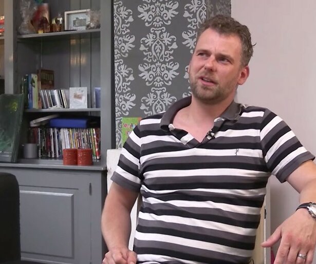 Herhaling van Steenrijk, Straatarm met familie Zark