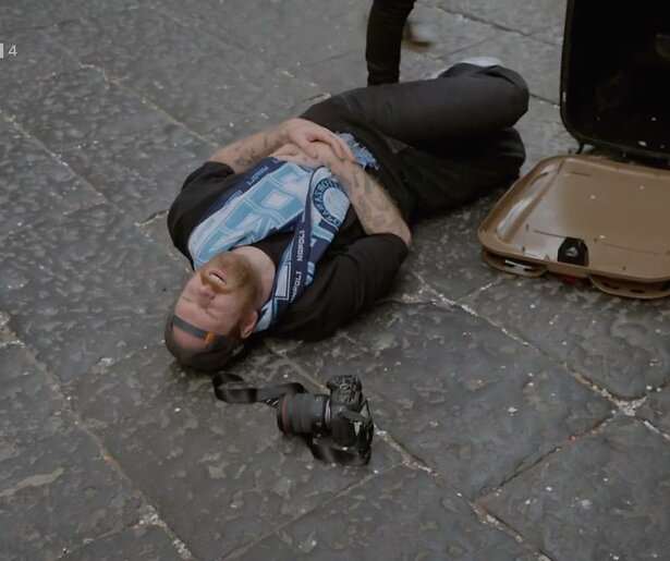 Stefan Jurriens lelijk ten val in Het Perfecte Plaatje Op Reis