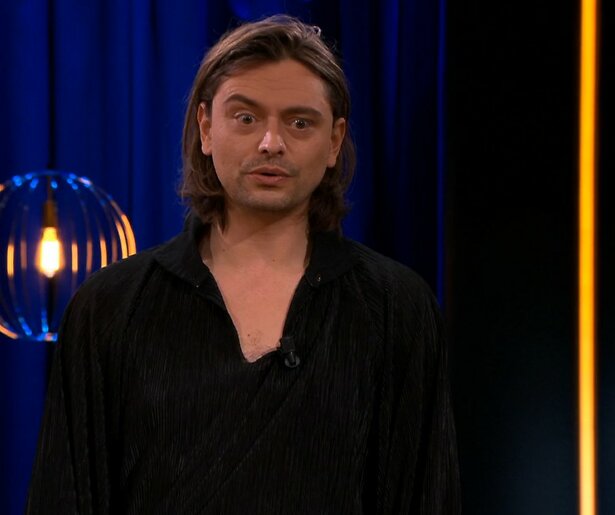 Stefano Keizers zet studio Op1 op stelten: 'Blijf je nu echt de hele tijd staan?'
