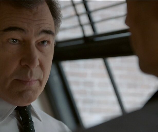 Ludo vraagt Stefano Sanders om raad in Goede Tijden, Slechte Tijden 