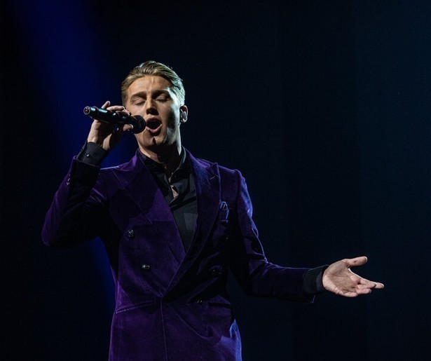 Mart Hoogkamer laat zijn repertoire horen in Ahoy