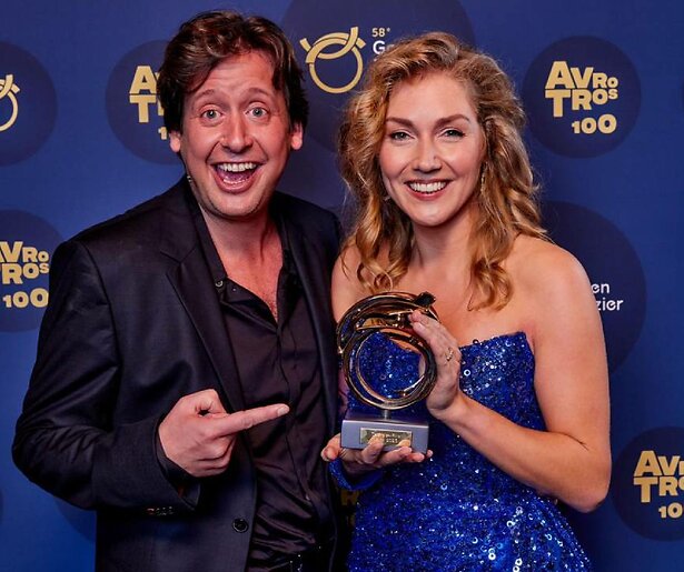 Steven en Jamie Kazàn: Road to Vegas wint de Televizier-Ring Jeugd 2023