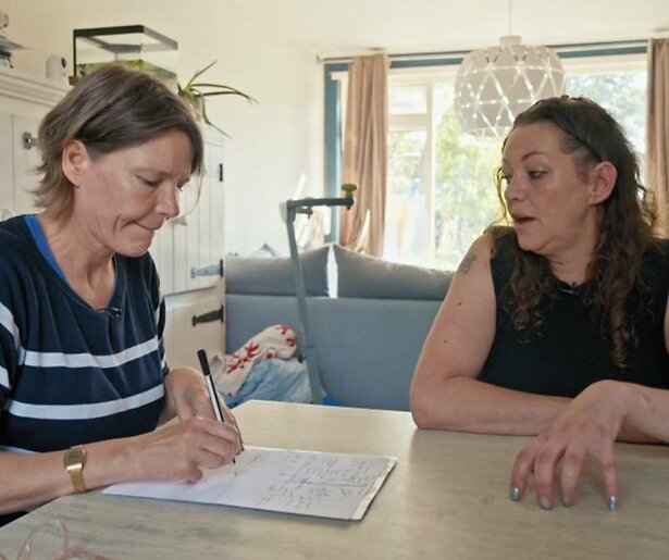 De stress bij de deelnemers van Uit de Schulden neemt meer en meer toe
