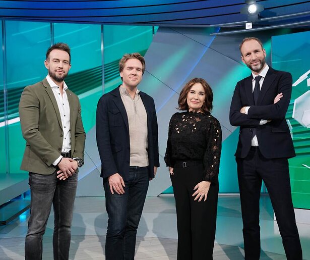Studio Sport Voetbal komt op 10 mei 2026 met een extra lange uitzending 