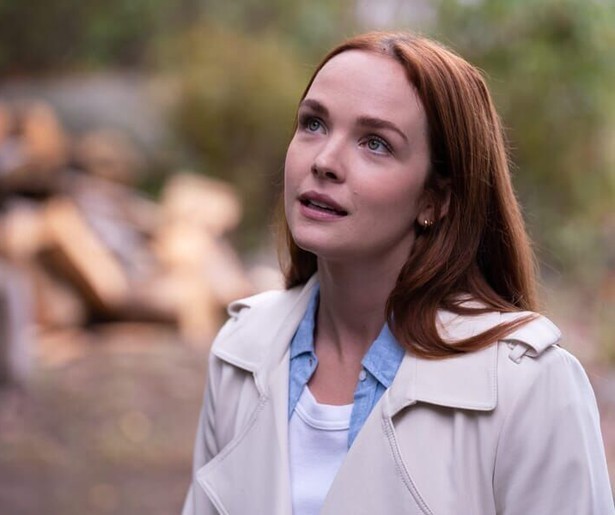 Liefdesrivalen aan de pokertafel in Sullivan's Crossing