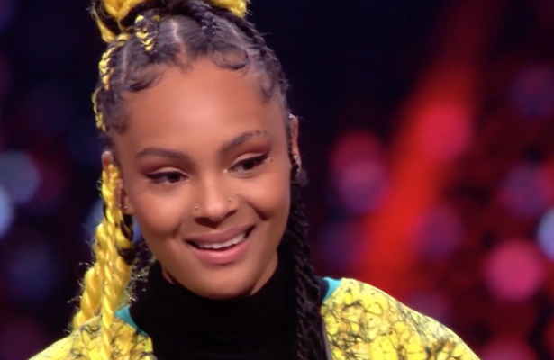 Videosnack: Zoë krijgt platencontract van Ali B aangeboden