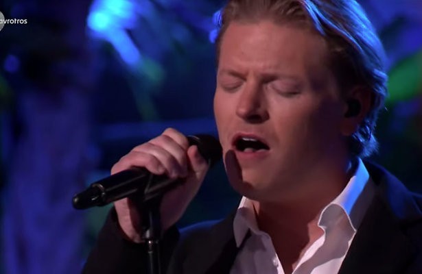 Videosnack: Thomas Berge zingt Arcade in Beste Zangers Songfestival