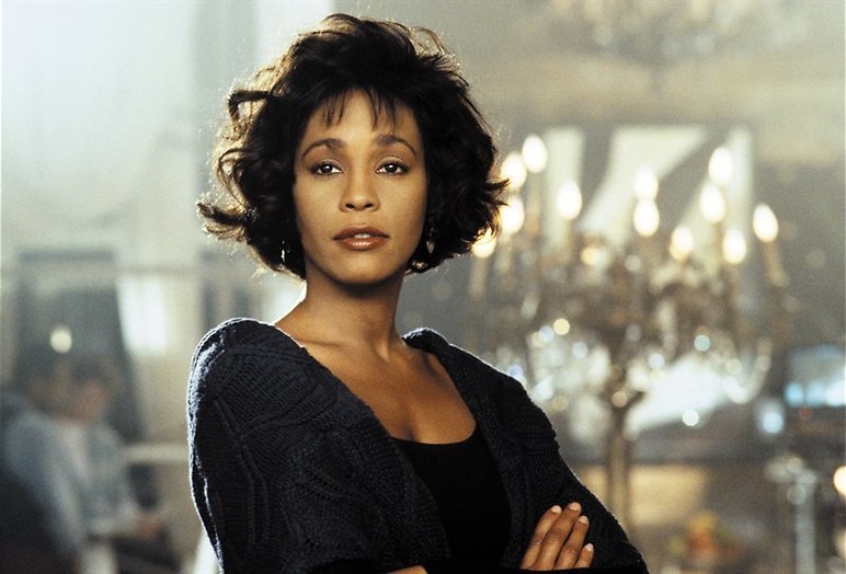 Kevin Costner beschermt Whitney Houston Kevin Costner beschermt Whitney Houston