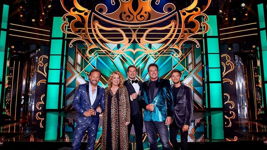 Panel van The Masked Singer wordt niet veel wijzer Panel van The Masked Singer wordt niet veel wijzer