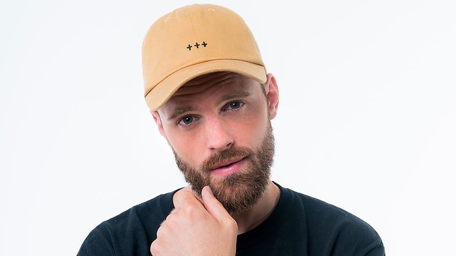 Tim Hofman lanceert burgerinitiatief voor kinderpardon Tim Hofman lanceert burgerinitiatief voor kinderpardon