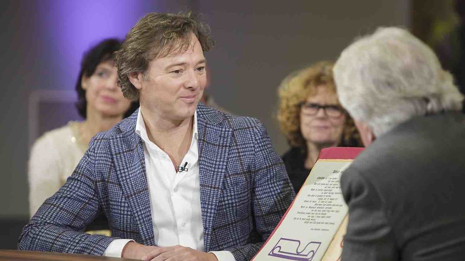 De TV van gisteren: Goeie cijfers voor herhaling Tussen Kunst en Kitsch