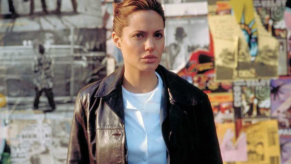 Angelina Jolie in The Bone Collector Angelina Jolie in The Bone Collector
