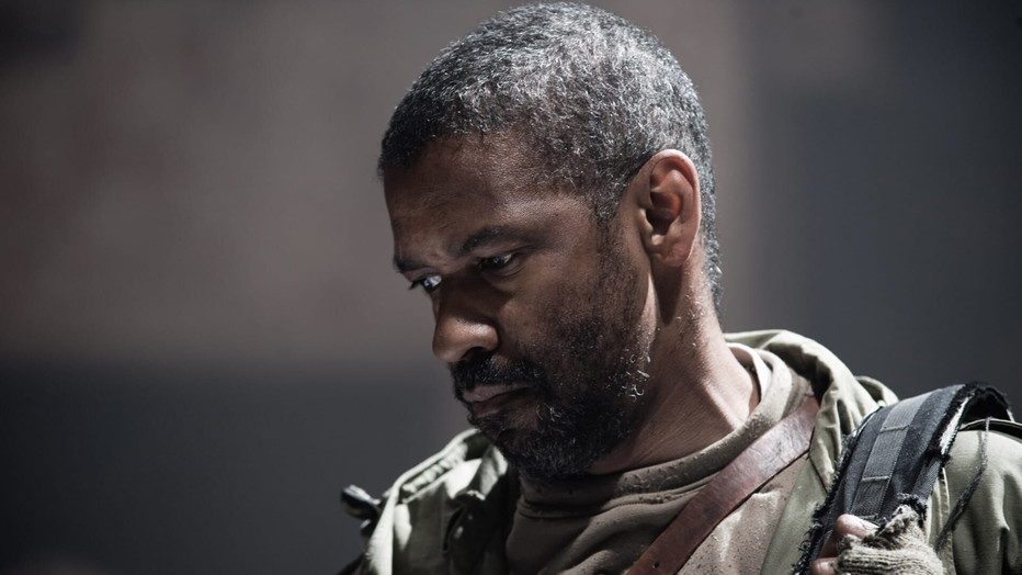 Denzel Washington in The Book of Eli
