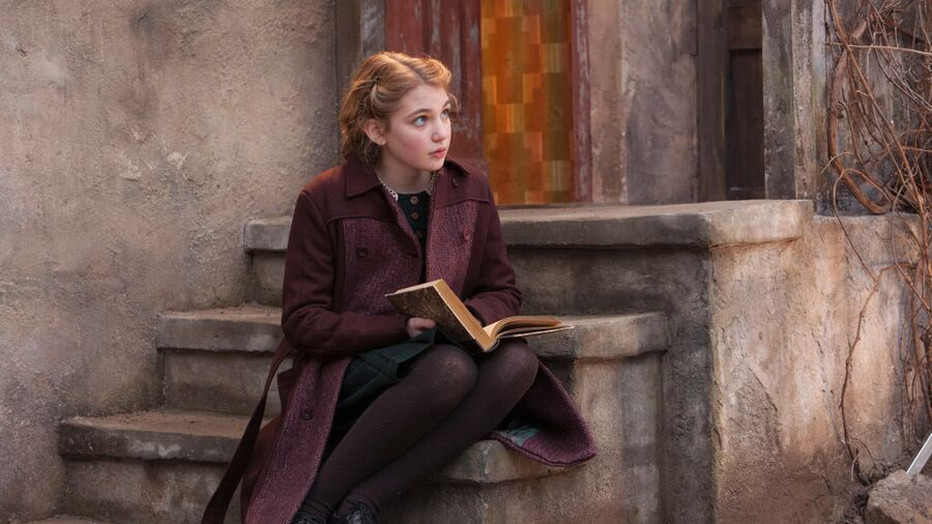 Sophie Nélisse in The Book Thief