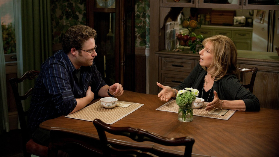 Seth Rogen en Barbra Streisand in The Guilt Trip