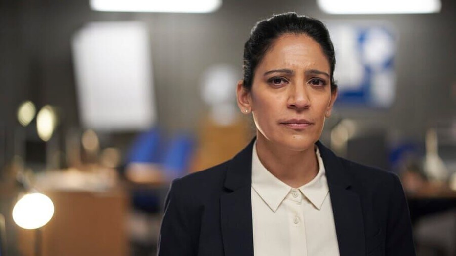 Vineeta Rishi als Nisha Roberts in The Hunt for Raoul Moat Vineeta Rishi als Nisha Roberts in The Hunt for Raoul Moat