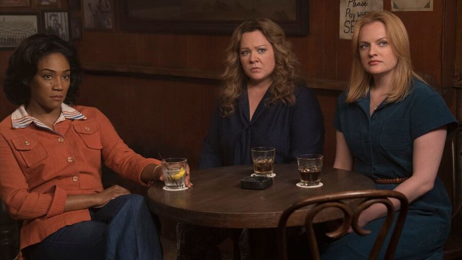Tiffany Haddish, Melissa McCarthy en Elisabeth Moss in The Kitchen