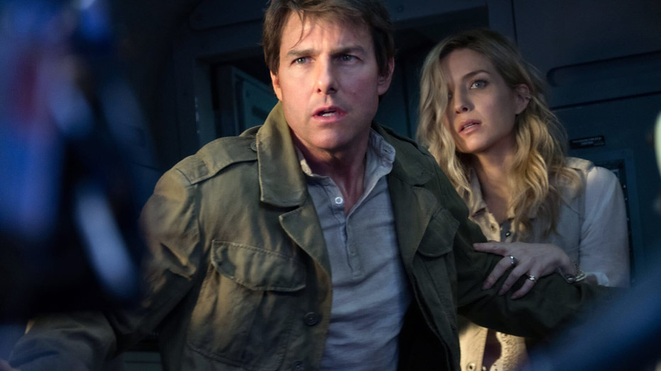 Tom Cruise en Annabelle Wallis in The Mummy