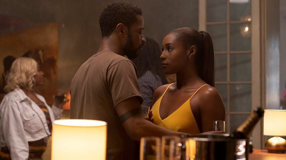 LaKeith Stanfield en Issa Rae in The Photograph