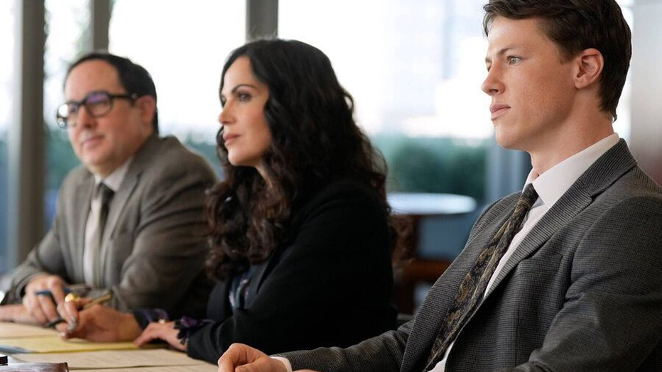 P.J. Byrne, Lana Parrilla en Milo Callaghan in The Rainmaker