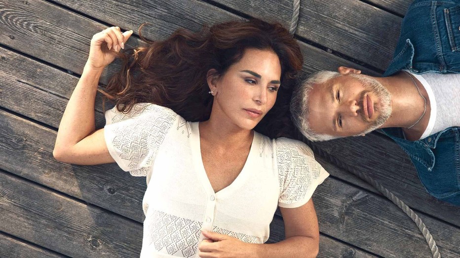 Alexandra Rapaport en Nicolai Cleve Broch in The Sandhamn Murders