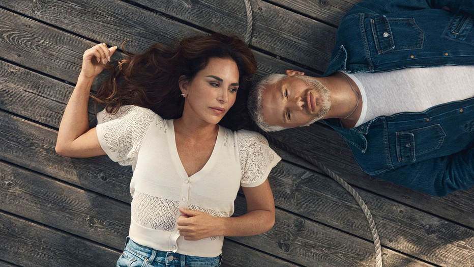 Alexandra Rapaport en Nicolai Cleve Broch in The Sandhamn Murders