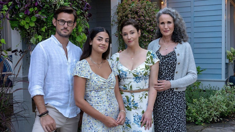 Evan Williams, Sadie Laflamme-Snow, Chyler Leigh en Andie MacDowell Evan Williams, Sadie Laflamme-Snow, Chyler Leigh en Andie MacDowell