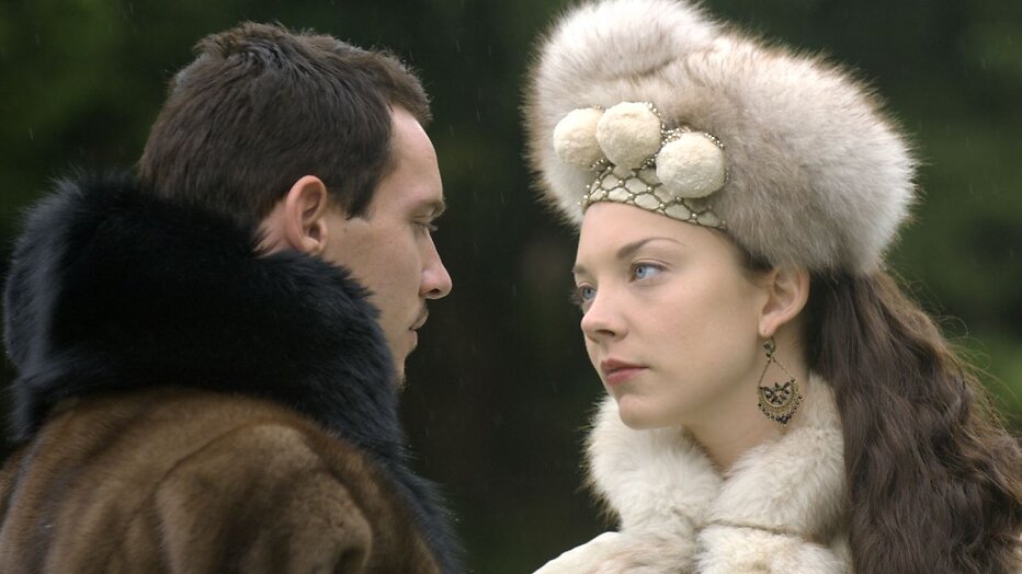Jonathan Rhys Meyers en Natalie Dormer in The Tudors