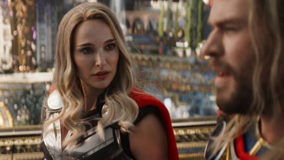Natalie Portman en Chris Hemsworth in Thor: Love and Thunder