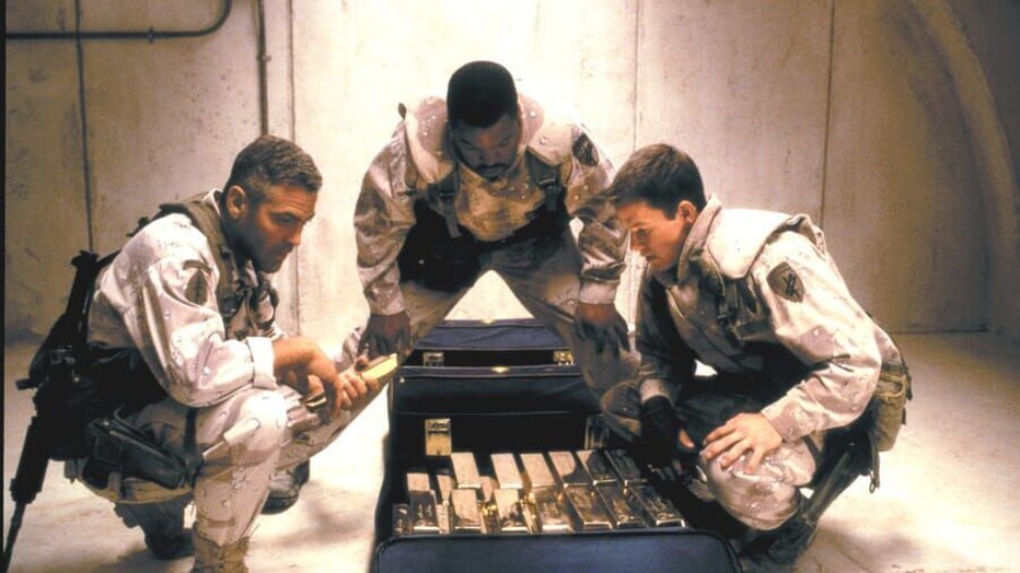 George Clooney, Ice Cube en Mark Wahlberg in Three Kings George Clooney, Ice Cube en Mark Wahlberg in Three Kings