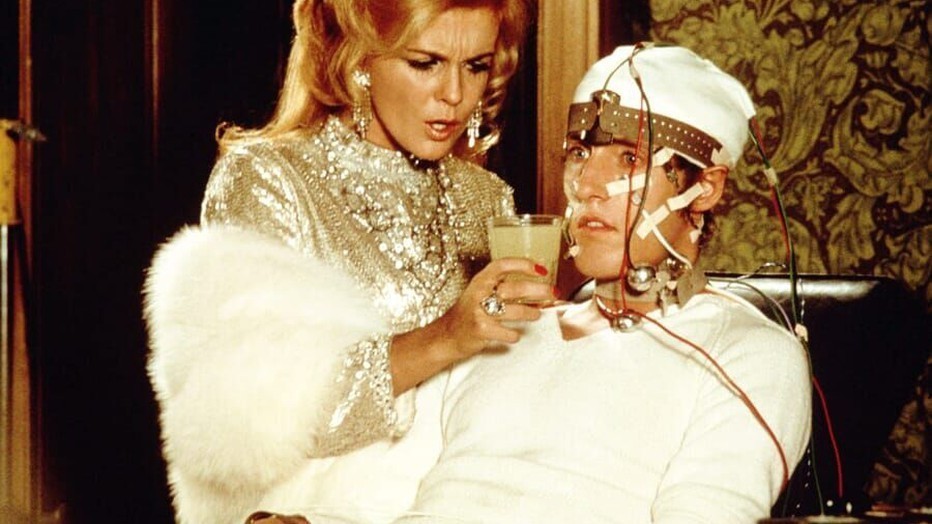 Ann Margret en Roger Daltry in Tommy Ann Margret en Roger Daltry in Tommy
