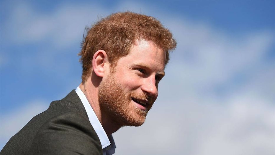 Prins Harry bevestigt relatie met actrice Meghan Markle Prins Harry bevestigt relatie met actrice Meghan Markle