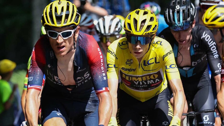 Geraint Thomas en Jonas Vingegaard in de Tour de France