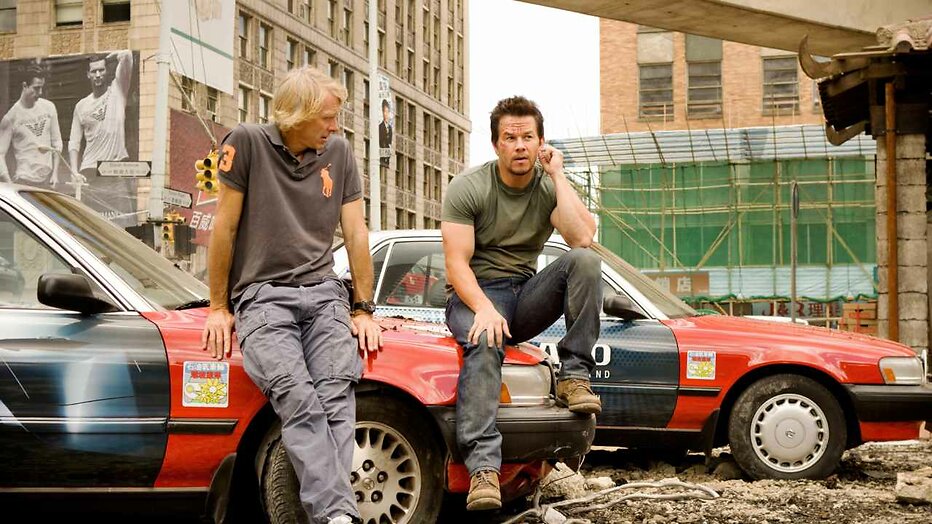 Regisseur Michael Bay en Mark Wahlberg in Transformers: Age of Extinction Regisseur Michael Bay en Mark Wahlberg in Transformers: Age of Extinction