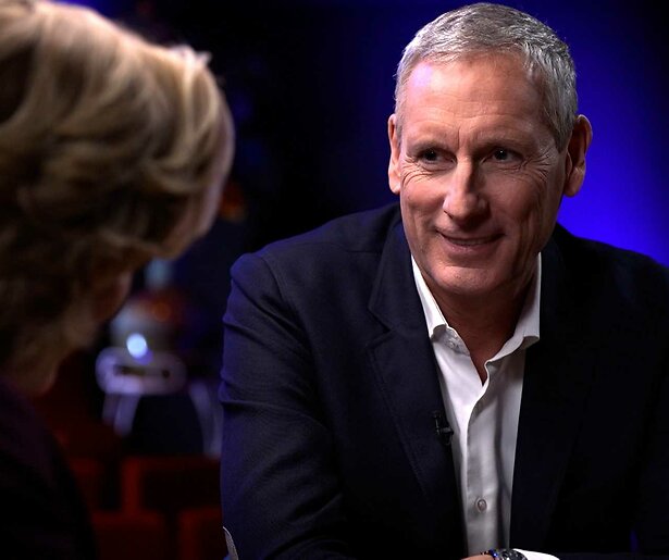 Gert Verhulst in gesprek met SBS6 voor Nederlandse talkshow 