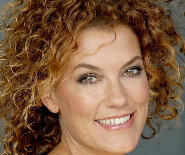 Tatum Dagelet presenteert anorexia-programma 