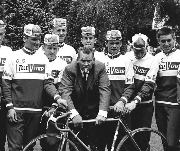 Gezocht: TeleVizier-wielrenshirt