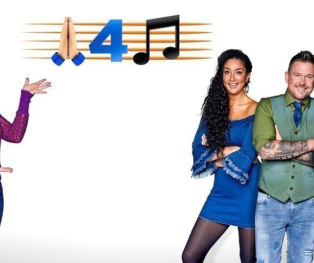 Soundos el Ahmadi en Sanne Hans teamcaptains in muziekshow SBS