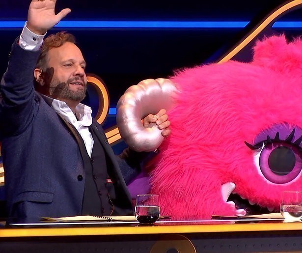 De TV van gisteren: Monsterscore voor halve finale The Masked Singer