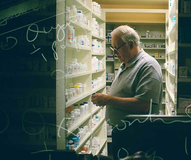 The Pharmacist: Apotheker strijdt tegen pillenprobleem