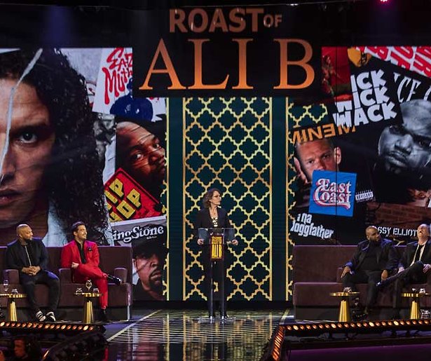 Sanne Wallis de Vries en Waylon maken 'roastteam' Ali B compleet